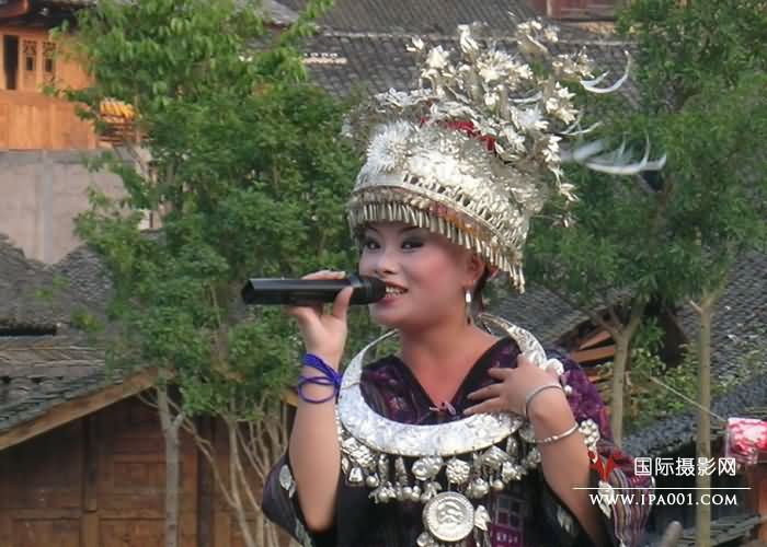 苗寨歌妹.jpg
