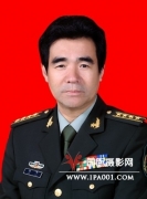 《解放军摄影》主编骆飞撰写评论祝贺大会召开