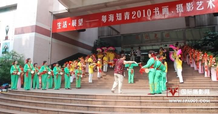 点击支持随意缩放