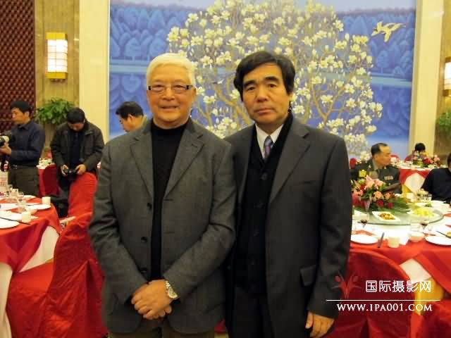 原广东摄影家协会主席胡培烈出席会议