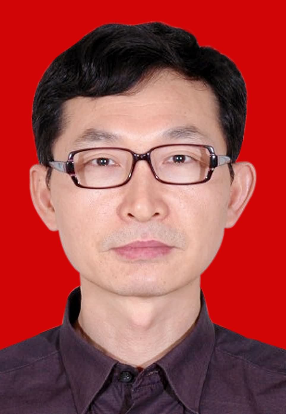 龙  鸣