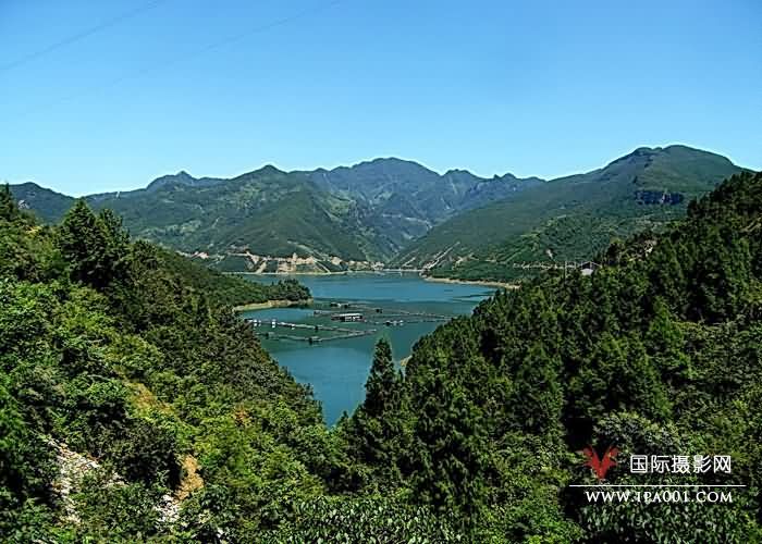 白龙湖一角.jpg