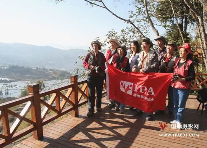采风团员合影
