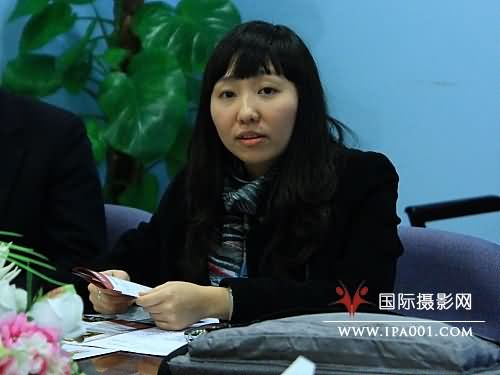 建行东山支行工会副主席陈洁主持开班仪式