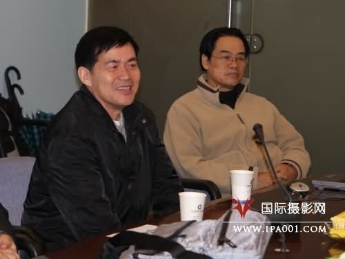 谢大才老师在给学员们上第一节课