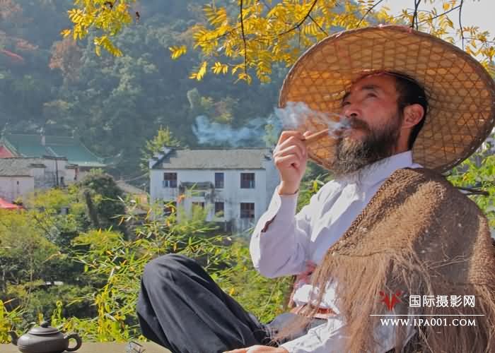齐云山道士.jpg