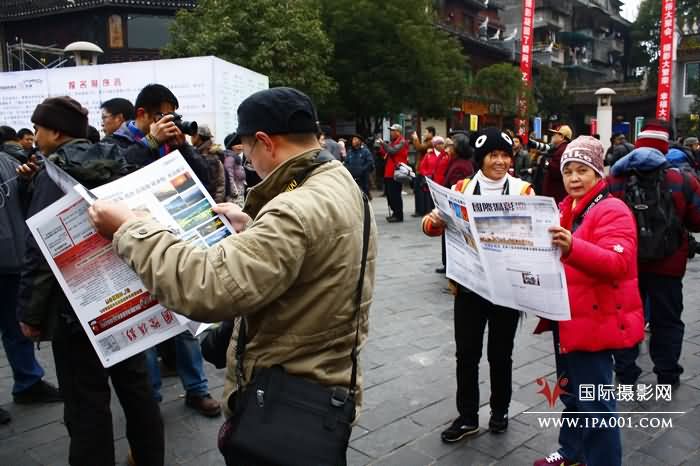 国际摄影报在影友中非常受欢迎.jpg