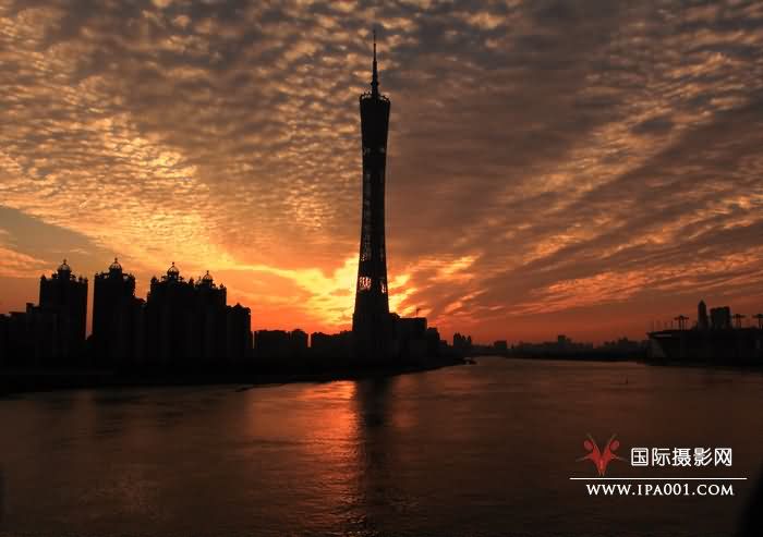 夕照蛮腰-叶伟.jpg