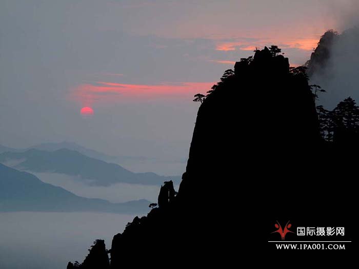 黄山晨曦.jpg