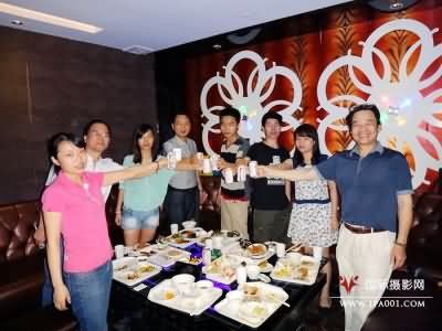     IPA网站工作团队聚会欢歌　 　　