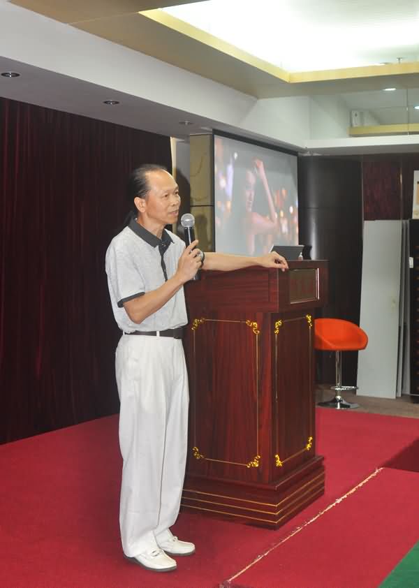 IPA摄影名家公益讲座：李演荣《构思与主题，光影与神态》