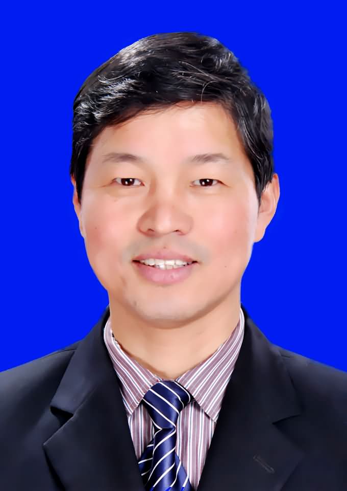 骆向明
