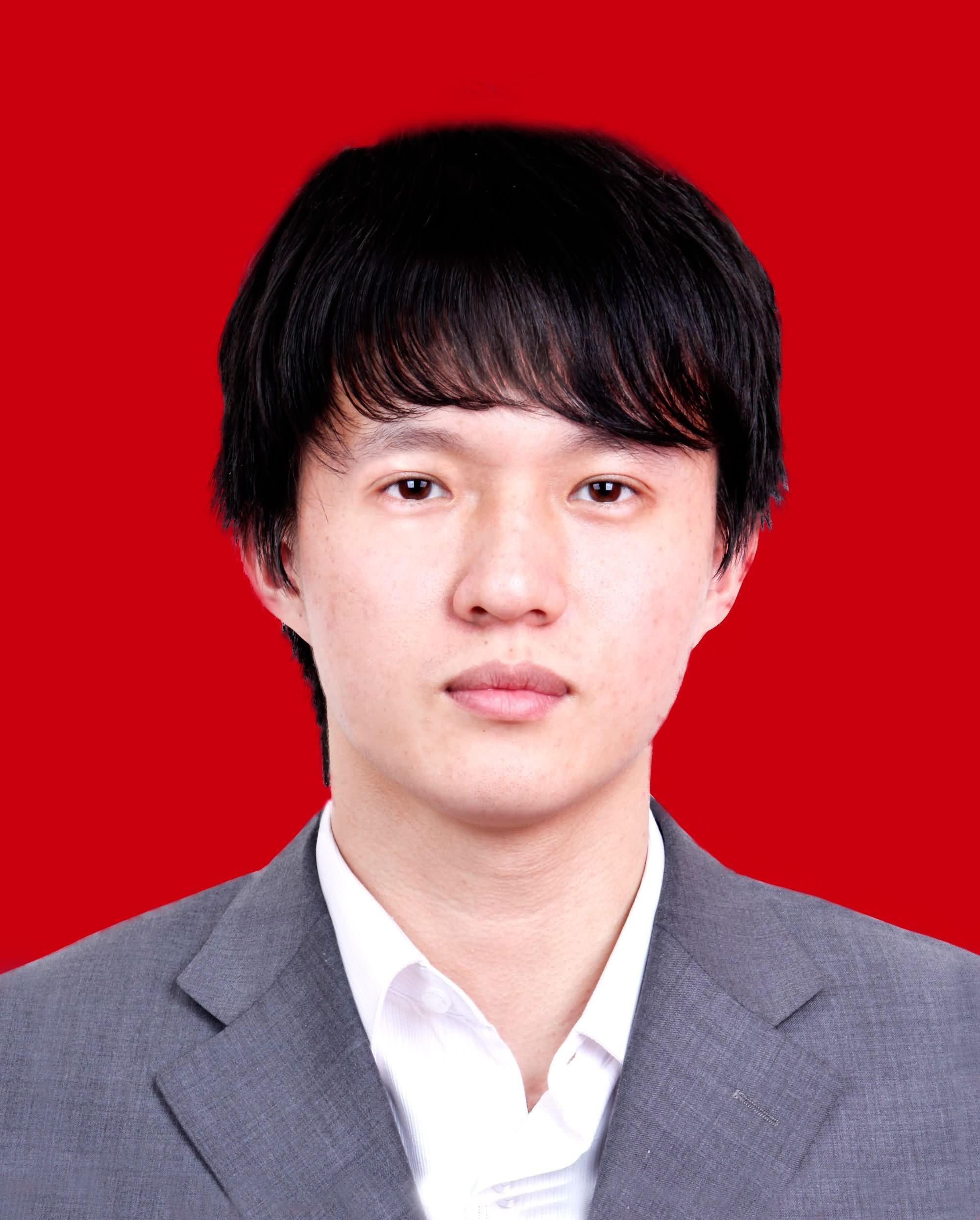 黄伟康