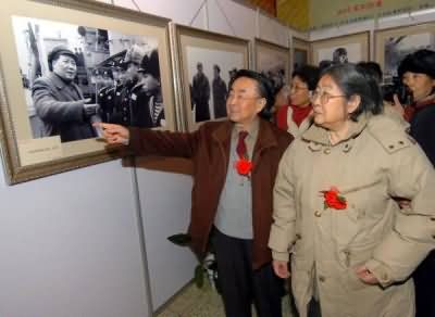 沉痛悼念吕厚民主席