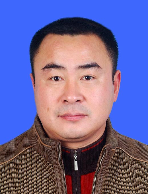 张伟