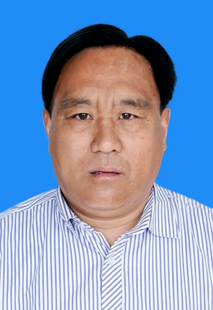 李新民