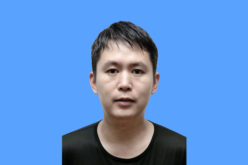 王少伟