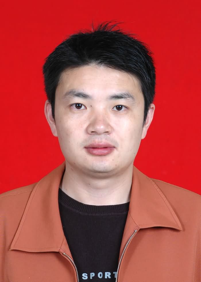 陈功