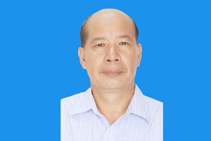 应启实