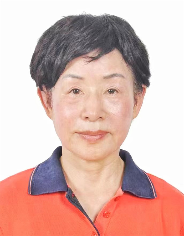 戴越敏.