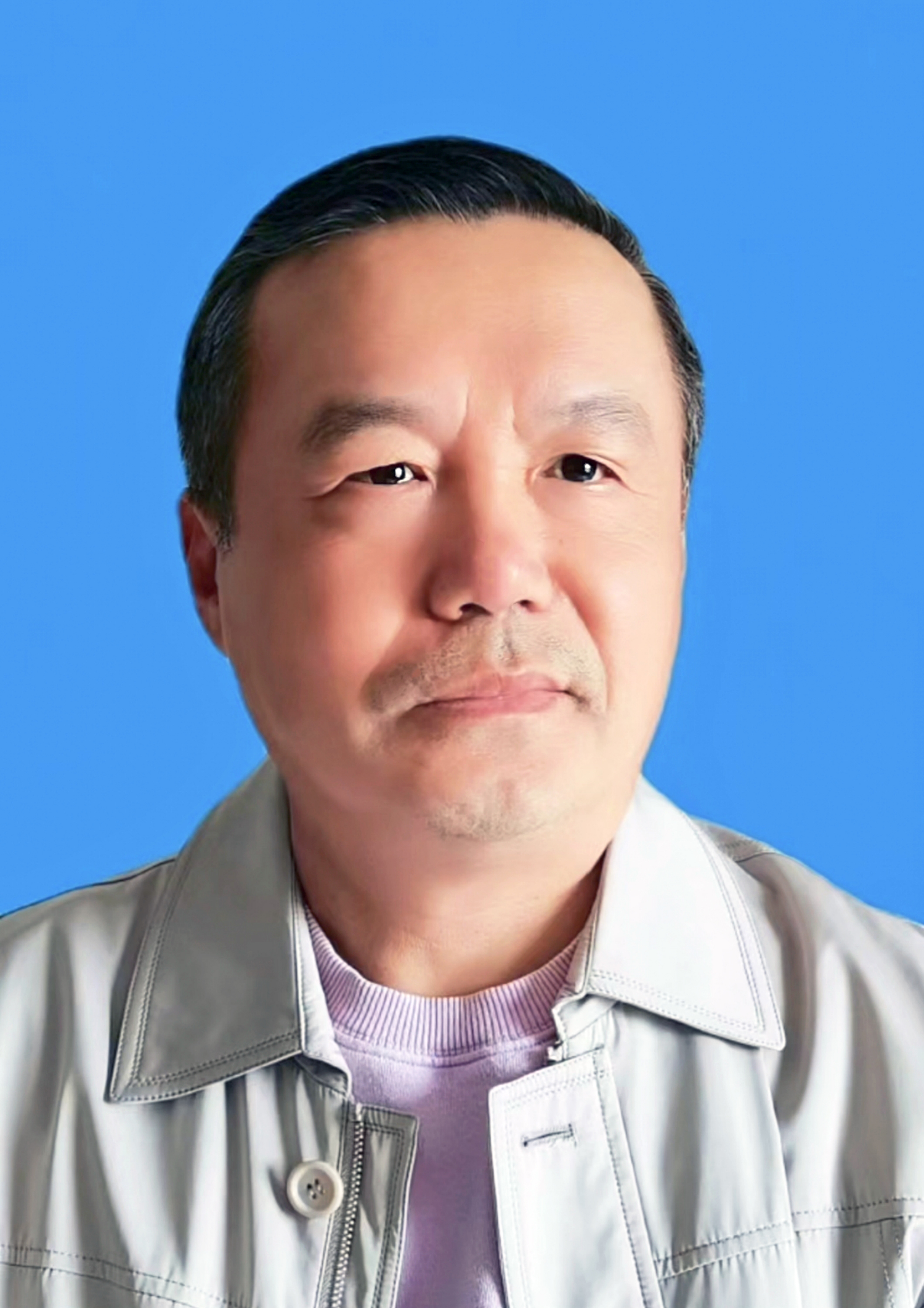 曾范威