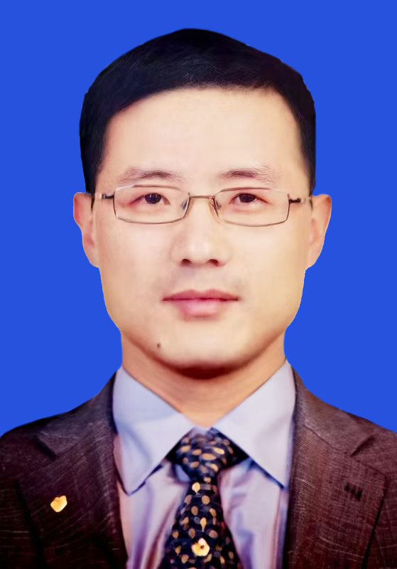 王加秀