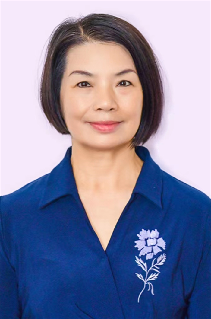 王爱群