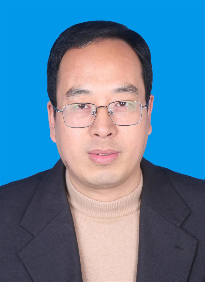 季胜谦.