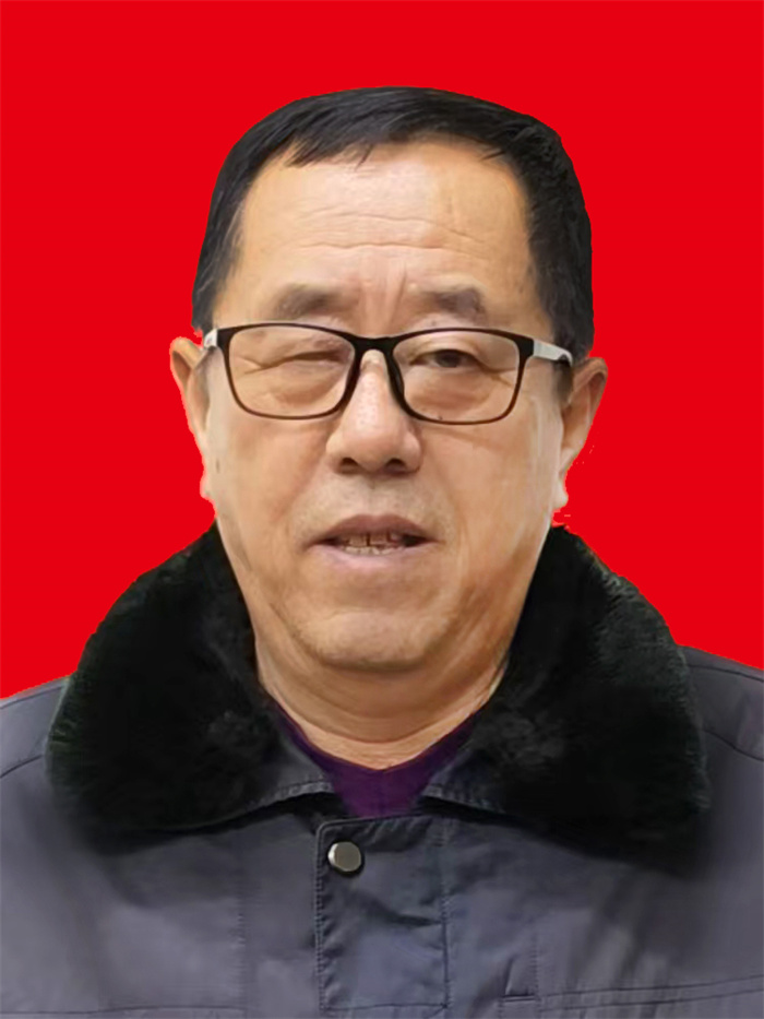 吴崇英