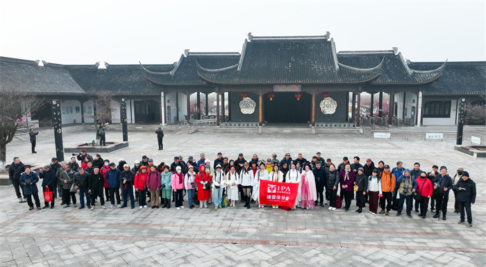 梅园采风：镜头下的诗意与侠韵