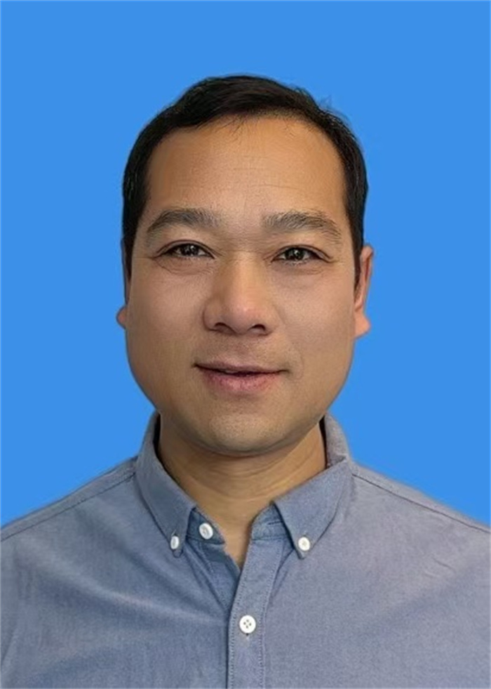 于丽辉.