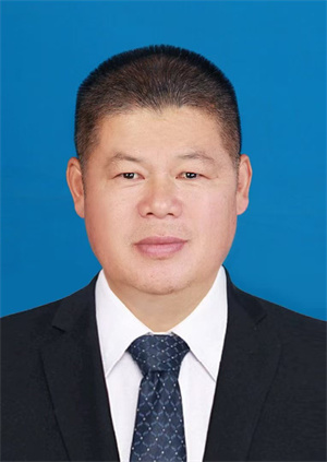 邢贵珍.