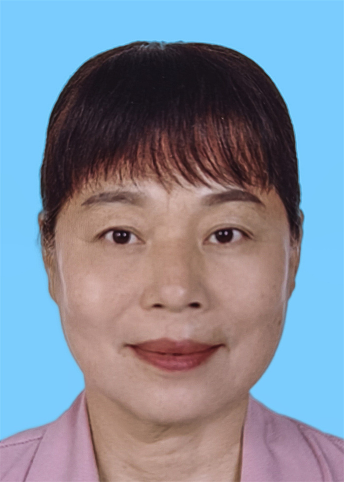潘伟芳