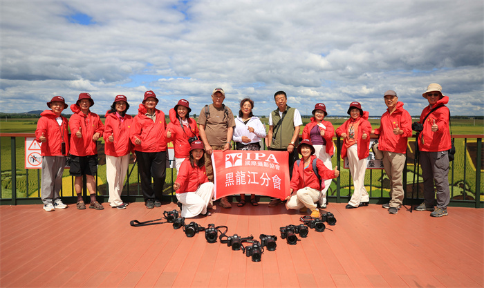 IPA黑龙江分会赴巴彦开展稻田艺术摄影采风圆满举行