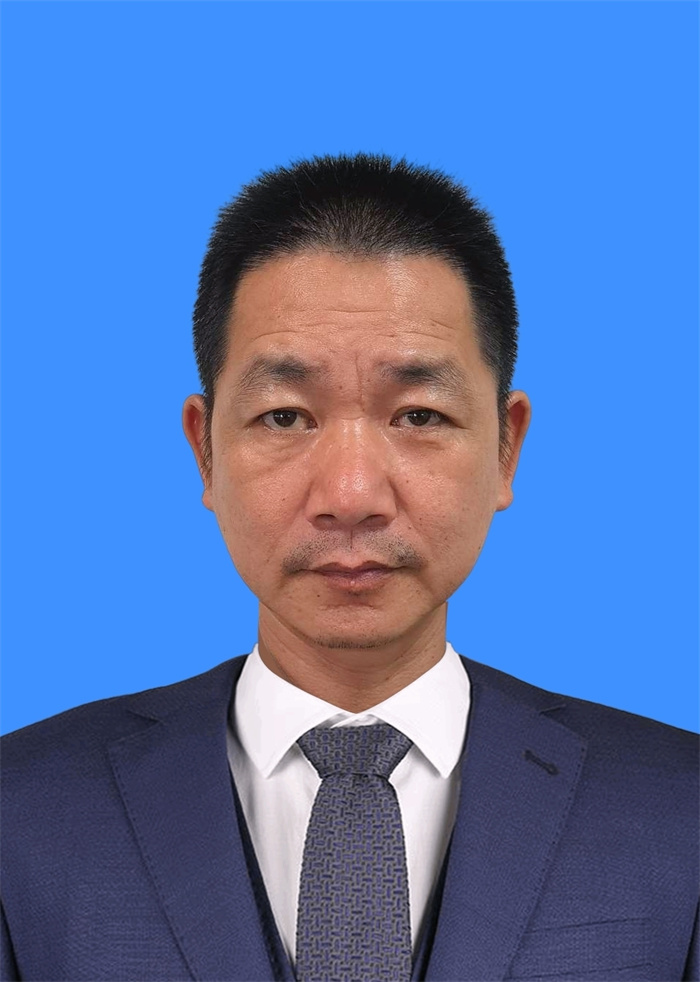 肖承军.