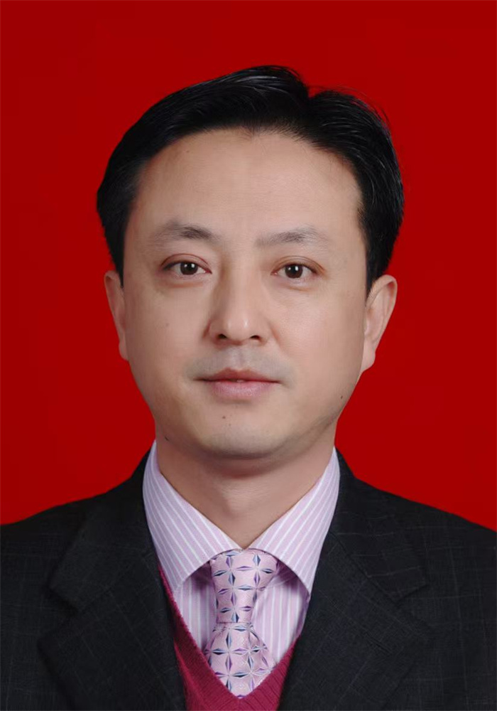 杨一丁