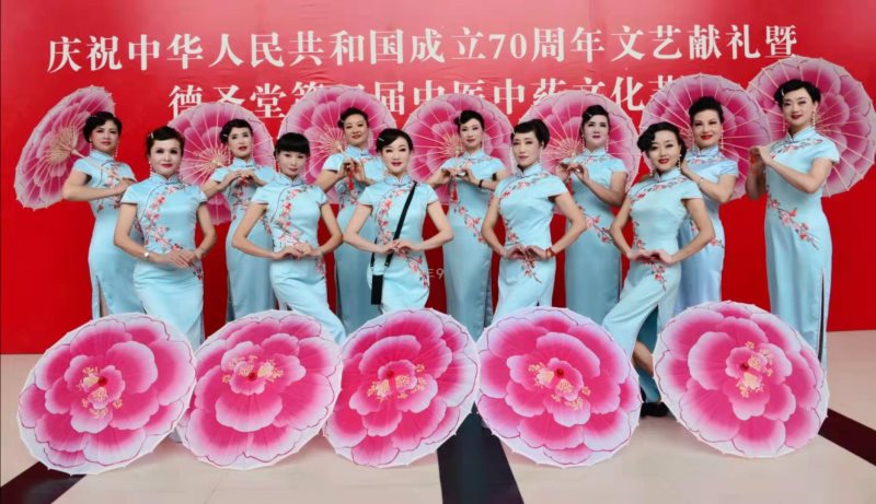 祝贺国际摄影云南旗袍荟（筹备）首战大捷