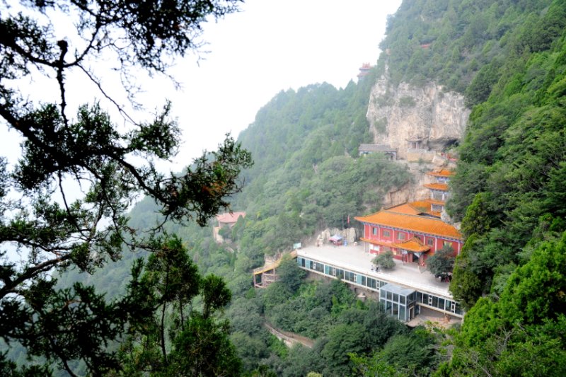 ipa介休分会王继堂主席应邀考察石膏山风景区