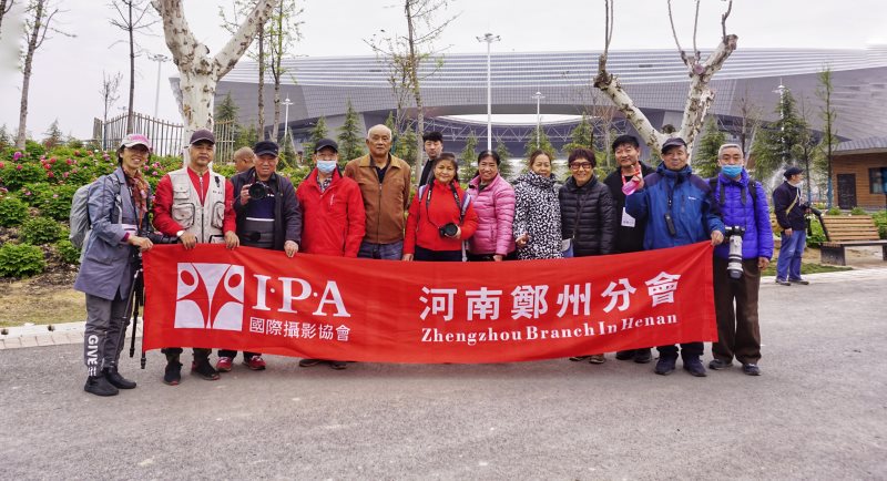 IPA河南郑州分会摄影师参加第三节牡丹花卉拍摄交流活动