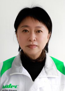 邹华