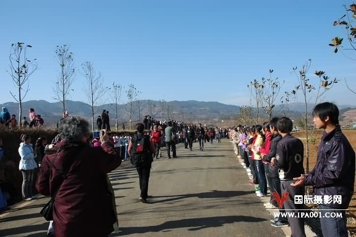 走进回族马摆山.JPG
