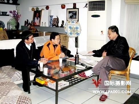 汇报工作.JPG