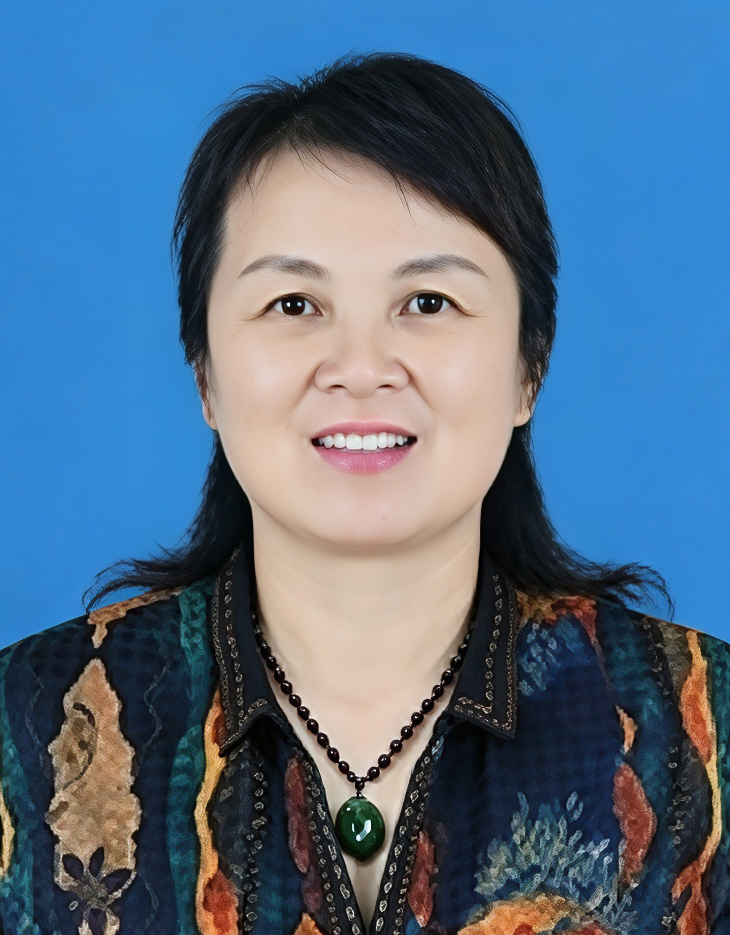 张玲